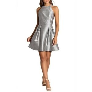 NWT Jennifer Lopez Metallic Textured Halter Dress